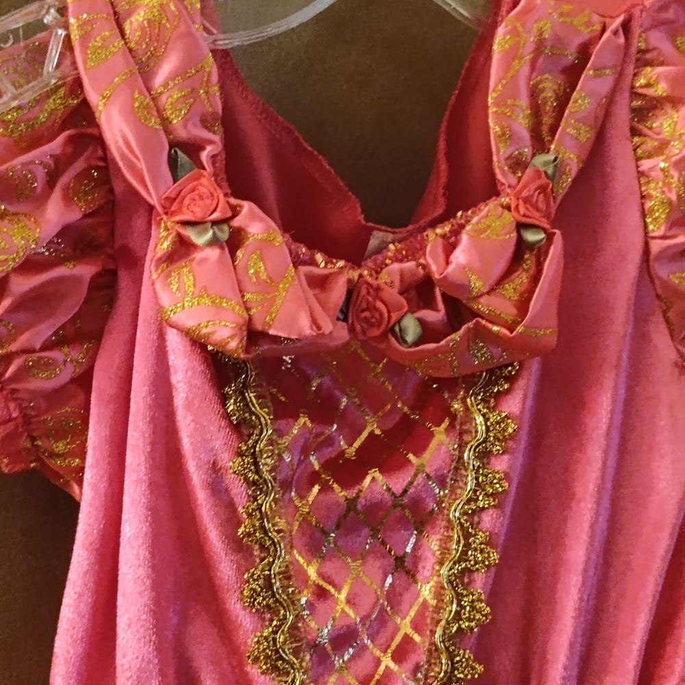 Dress - Picture 6 of 6